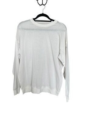 ALO Yoga White Lightweight Long-Sleeve Crew